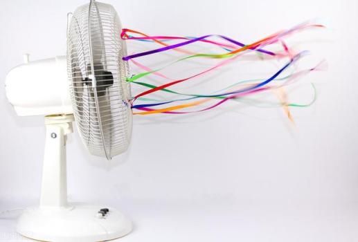 沒(méi)有空調(diào)的朋友,，盛夏要如何消暑降溫？