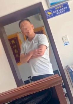 家長去教育局反映情況被懟 工作人員態(tài)度引爭議