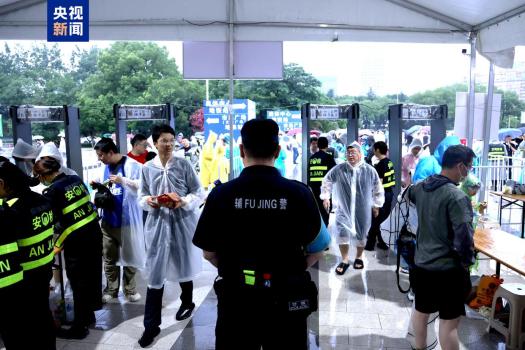 105人倒卖苏超门票落网 严打“黄牛”保赛事秩序