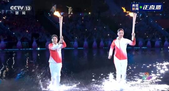 郭晶晶谈担任十五运会开幕式火炬手 荣耀与感动交织