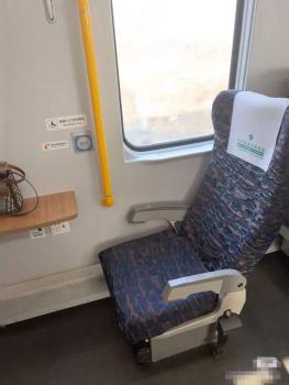 12306回应普通乘客买到残疾人专座 系统自动分配引发讨论