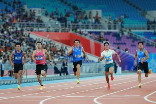 全运会百米冠军首次属于00后 新星闪耀赛场