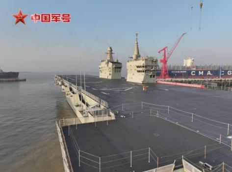 四川舰“常务副航母”？还是低估了 电磁弹射显实力