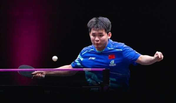 林诗栋4比2梁靖崑晋级多哈赛四强 国乒内战激烈对决