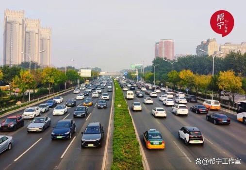 车企目标总和猛增19% 机构预测保守 市场微增1%