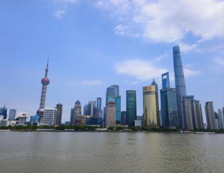 上海新房价格独涨 二手房成交井喷 市场底部信号显现