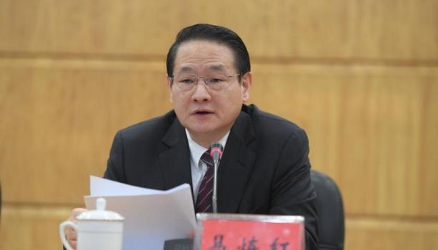 正部级易炼红被查：上月还曾露面，曾主政四省多地