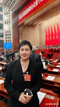 张凯丽建议演员按戏份排位 规范署名减少争议