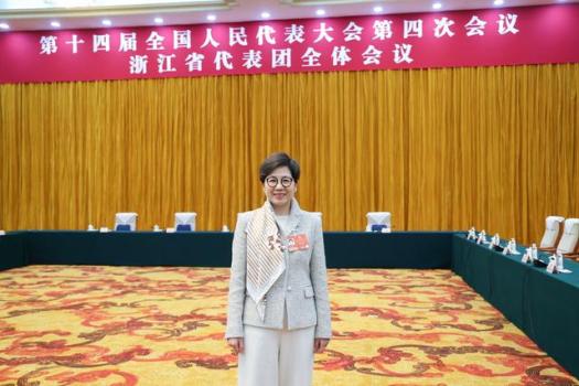 AI正助力中国制造转型 纺织业智能化升级