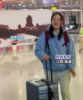 父亲回应女婴出生2天被爷爷丢弃厕所 旧观念下的家庭隐痛