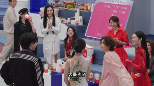 《浪姐》七年之痒：拥抱流量些许跑偏 搞笑综艺意外出圈