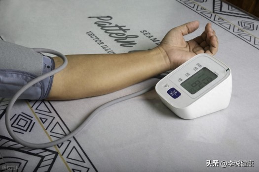 高血壓人群別大意！夏季血壓正常不等于高血壓好了