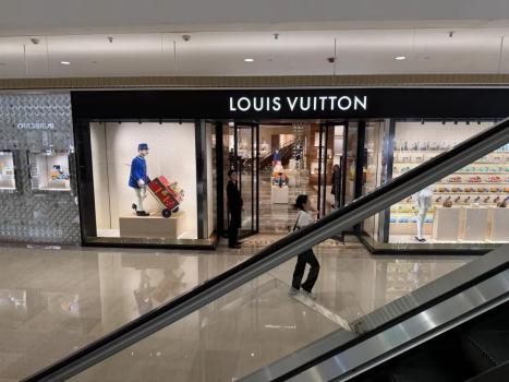 二奢店回应LV价格跳水 市场行情下探明显