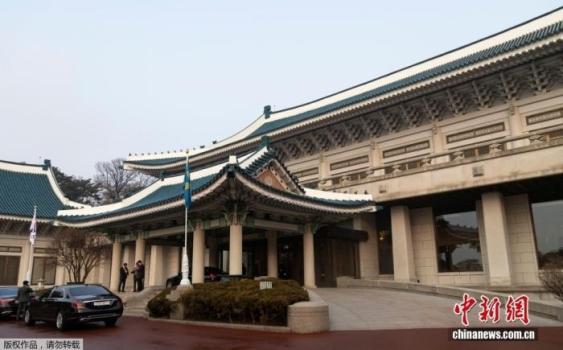 特朗普称与金正恩关系“非常良好”，青瓦台回应：高度关注联合军演调整