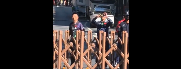 国乒教练王皓受辱拍照取证 竞技体育变味引争议