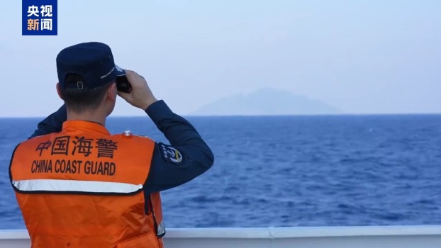 中国海警在我钓鱼岛领海内维权巡航 依法维护权益