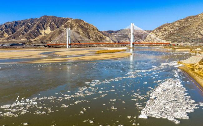 山西河津：黄河流凌蔚为壮观