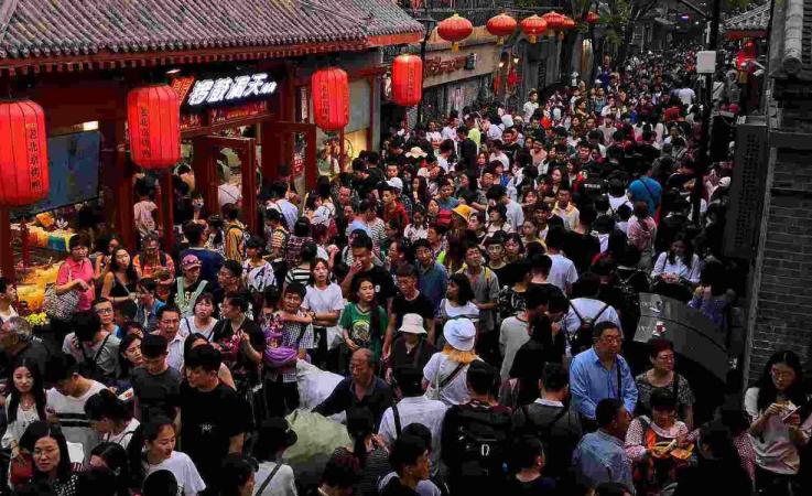谁是五一“吸金王”？这 5 座城市人均消费超千元
