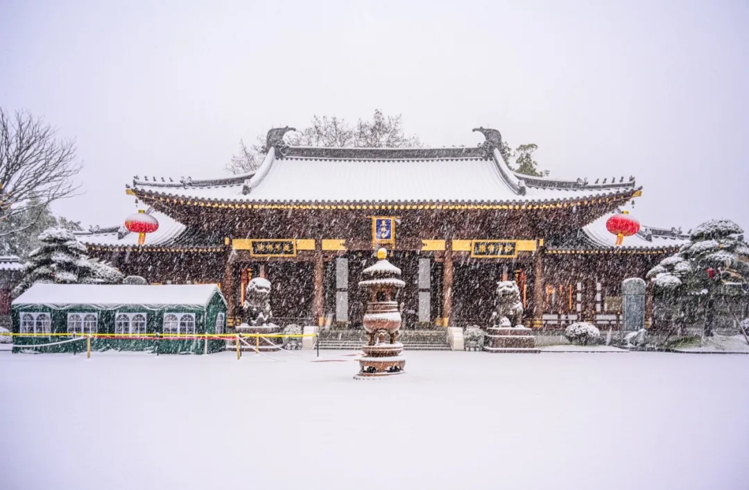 东林祖庭壬寅新年第一场瑞雪